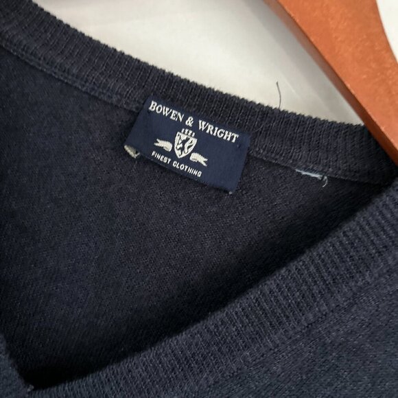 BOWEN & WRIGHT Wool V-Neck Knitted Sweater Pullover Charcoal Gray Size M… - Picture 4 of 9